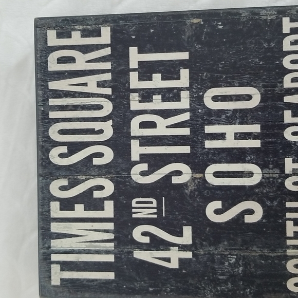 NYC Theme wooden art - Picture 3 of 7